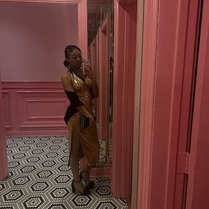 Meet your Posher, Autumn💋.